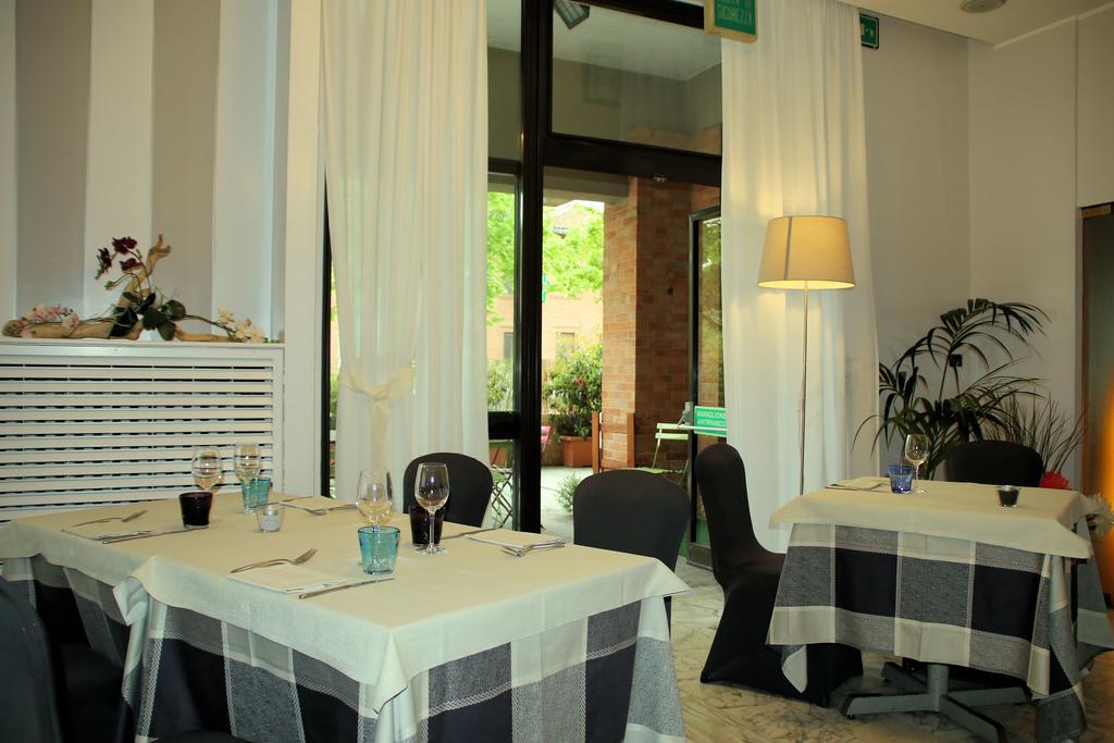 Hotel Salera Άστι Εξωτερικό φωτογραφία